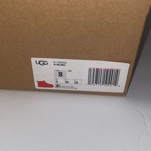 BRAND NEW 100% AUTHENTIC UGG WOMENS NEUMEL
